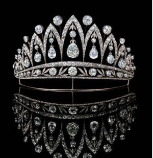 Royal crowns - Antique Diamond tiara by Faberge.JPG